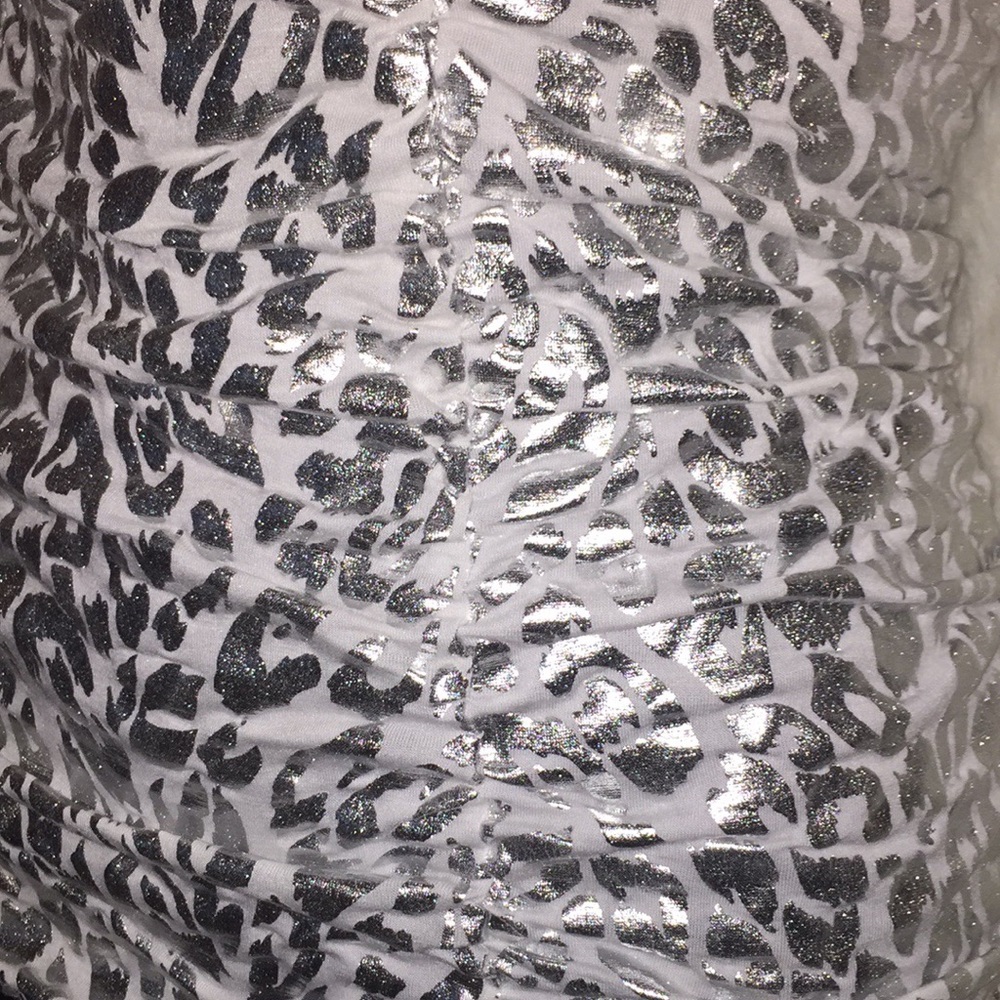 FANG Strapless silver tube top - Picture 4 of 6